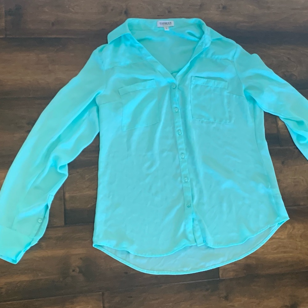 7 printed sheer blouse/button up bundle!